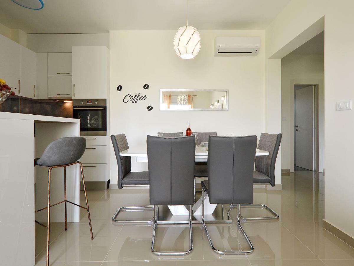 Sunshine Apartment Trogir Luaran gambar